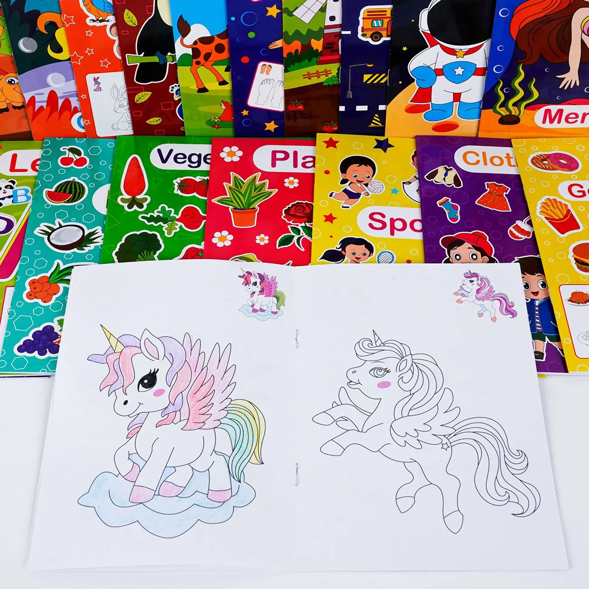 Coloring Book Creative Animal Kits Bold - Easy - Follow Illustrations for Adults’ Home Unwinding & Parent - Child DIY Fun
Coloring Book Creative Animal Kits Bold - Easy - Follow Illustrations for Adults’ Home Unwinding & Parent - Child DIY Fun