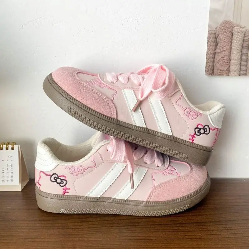 Cute Kt Cat Embroidered Casual Shoes Women'S 2025 New Korean Style Chic Versatile Board Shoes Leisure White Sneakers For Women
Cute Kt Cat Embroidered Casual Shoes Women'S 2025 New Korean Style Chic Versatile Board Shoes Leisure White Sneakers For Women