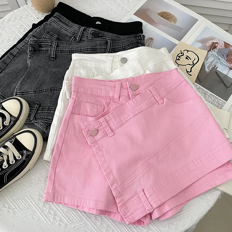 Wrapped Buttocks Denim Shorts 2023 New Summer Women's Personalized Irregular Spicy Girl Shorts Casual Slim High Waist Hot Pant
Wrapped Buttocks Denim Shorts 2023 New Summer Women's Personalized Irregular Spicy Girl Shorts Casual Slim High Waist Hot Pant