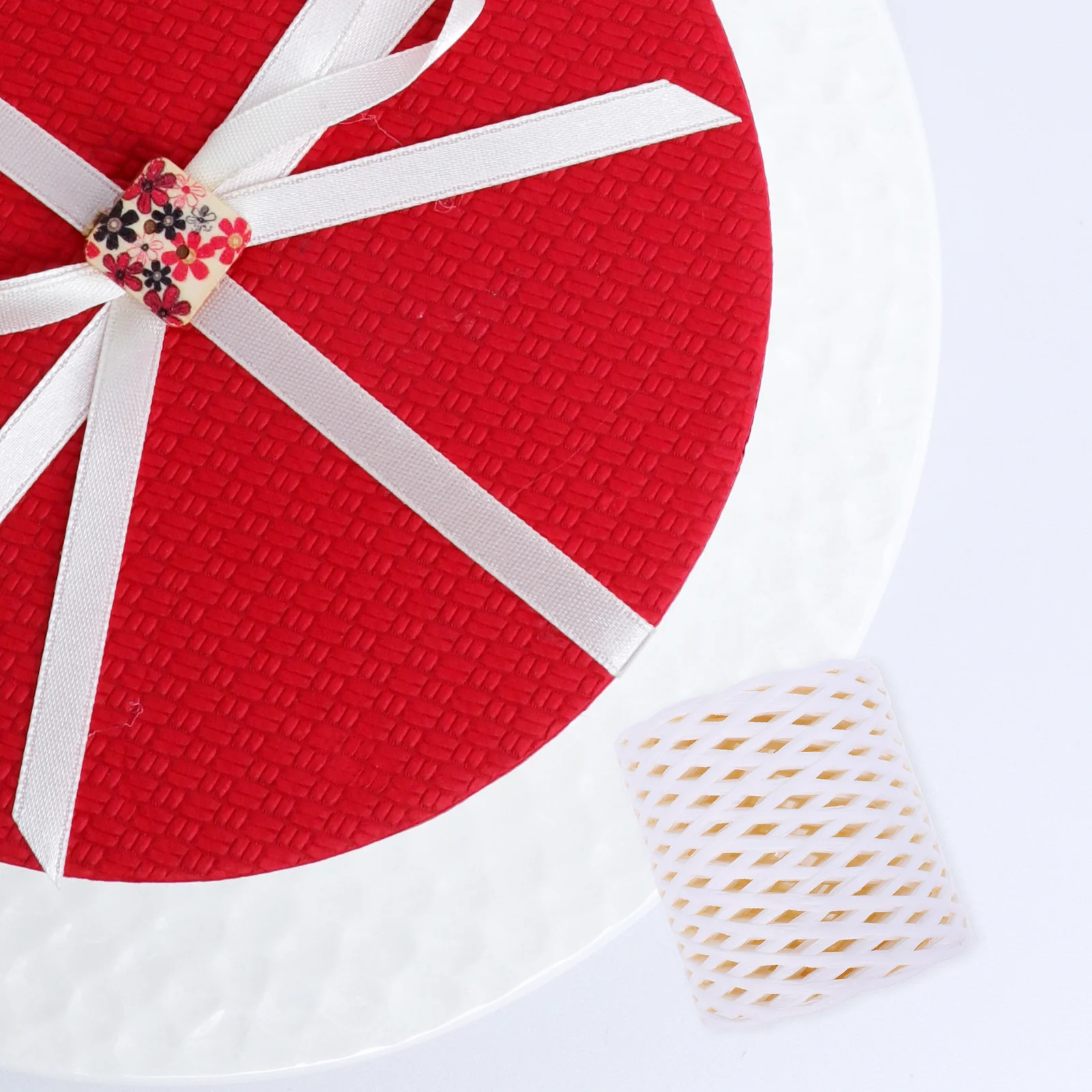 Hand-woven Paper Rope Decorative Ribbon Natural Raffia Braided Craft Packing Twine 
Hand-woven Paper Rope Decorative Ribbon Natural Raffia Braided Craft Packing Twine