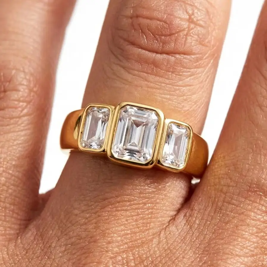 Sparkle Square Cubic Zirconia Stainless Steel Rings for Women 18k Gold Plated Wedding Finger Ring Fashion Jewelry Gifts
Sparkle Square Cubic Zirconia Stainless Steel Rings for Women 18k Gold Plated Wedding Finger Ring Fashion Jewelry Gifts
