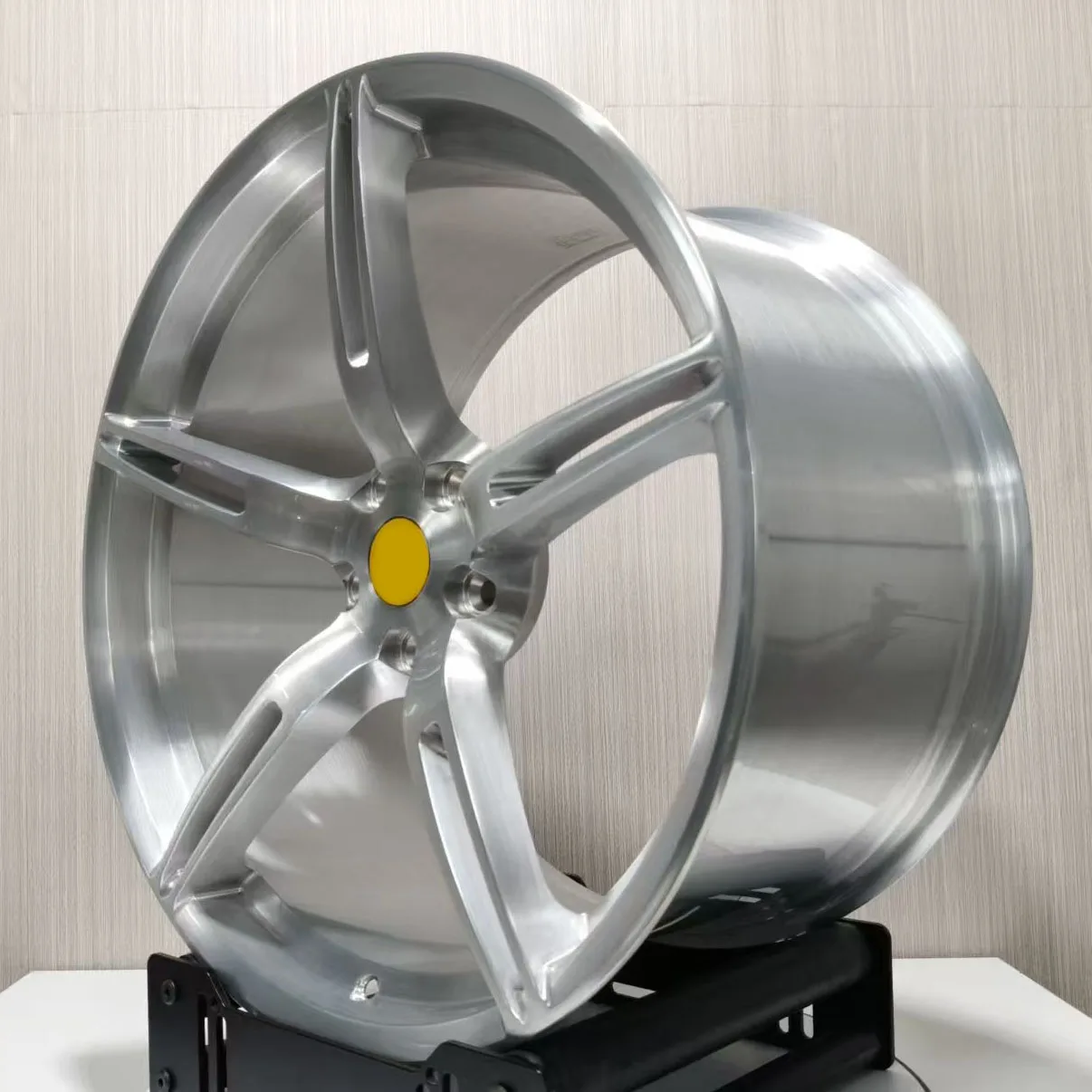 for Rim Forged Inch 5x114.3 5x112 Custom Brushed Alloy Car Rims 19 Inch Black Brown Luxury high-end customization
for Rim Forged Inch 5x114.3 5x112 Custom Brushed Alloy Car Rims 19 Inch Black Brown Luxury high-end customization