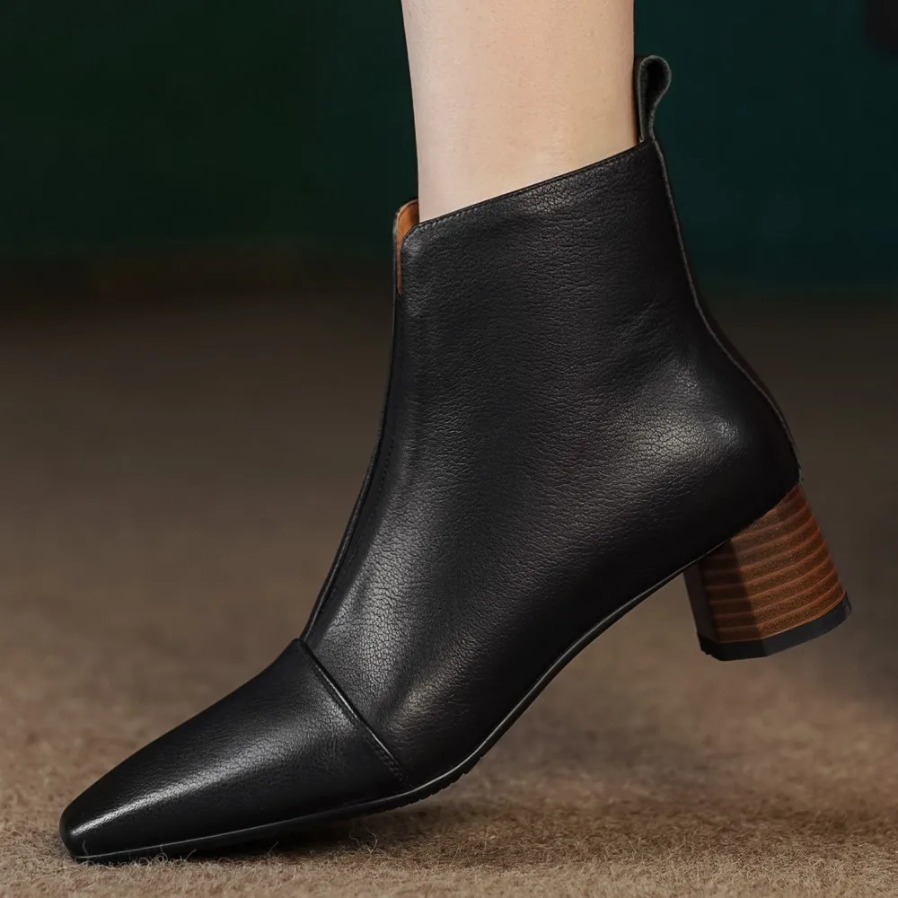 2024 Spring new elegant ladies 4cm thick low heel back zip ankle boots square toe female high quality short booties shoes woman
2024 Spring new elegant ladies 4cm thick low heel back zip ankle boots square toe female high quality short booties shoes woman