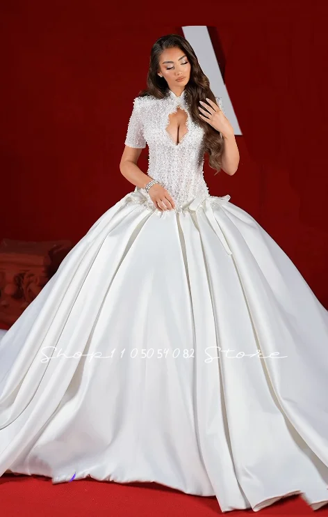 Custom Beaded Satin Bridal Gown Charming Openwork Neckline Pearl Waist Arabic Bridal Party Evening Gown Wedding Dresses vestido
Custom Beaded Satin Bridal Gown Charming Openwork Neckline Pearl Waist Arabic Bridal Party Evening Gown Wedding Dresses vestido