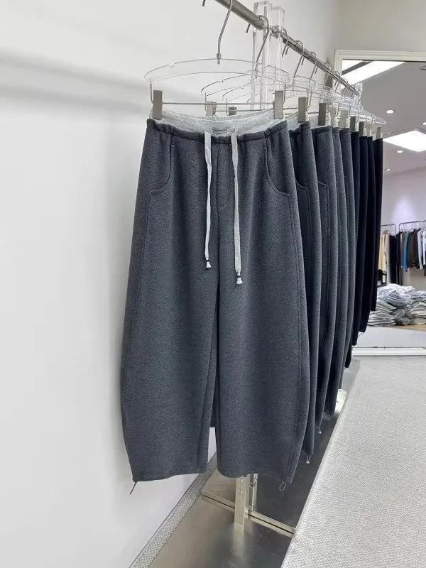 plus Size 300 Pounds Autumn New Korean Version High-End Design Waist Color Block Casual Sports Pants American Style Leisure T...
plus Size 300 Pounds Autumn New Korean Version High-End Design Waist Color Block Casual Sports Pants American Style Leisure T...