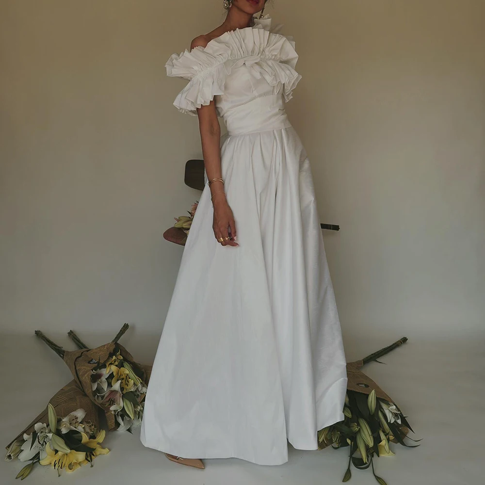 Simple White Boat Neck Fold Satin A-Line Formal Occasion Prom Dresses Ruffle Floor-length Women Evening Party Dress
Simple White Boat Neck Fold Satin A-Line Formal Occasion Prom Dresses Ruffle Floor-length Women Evening Party Dress
