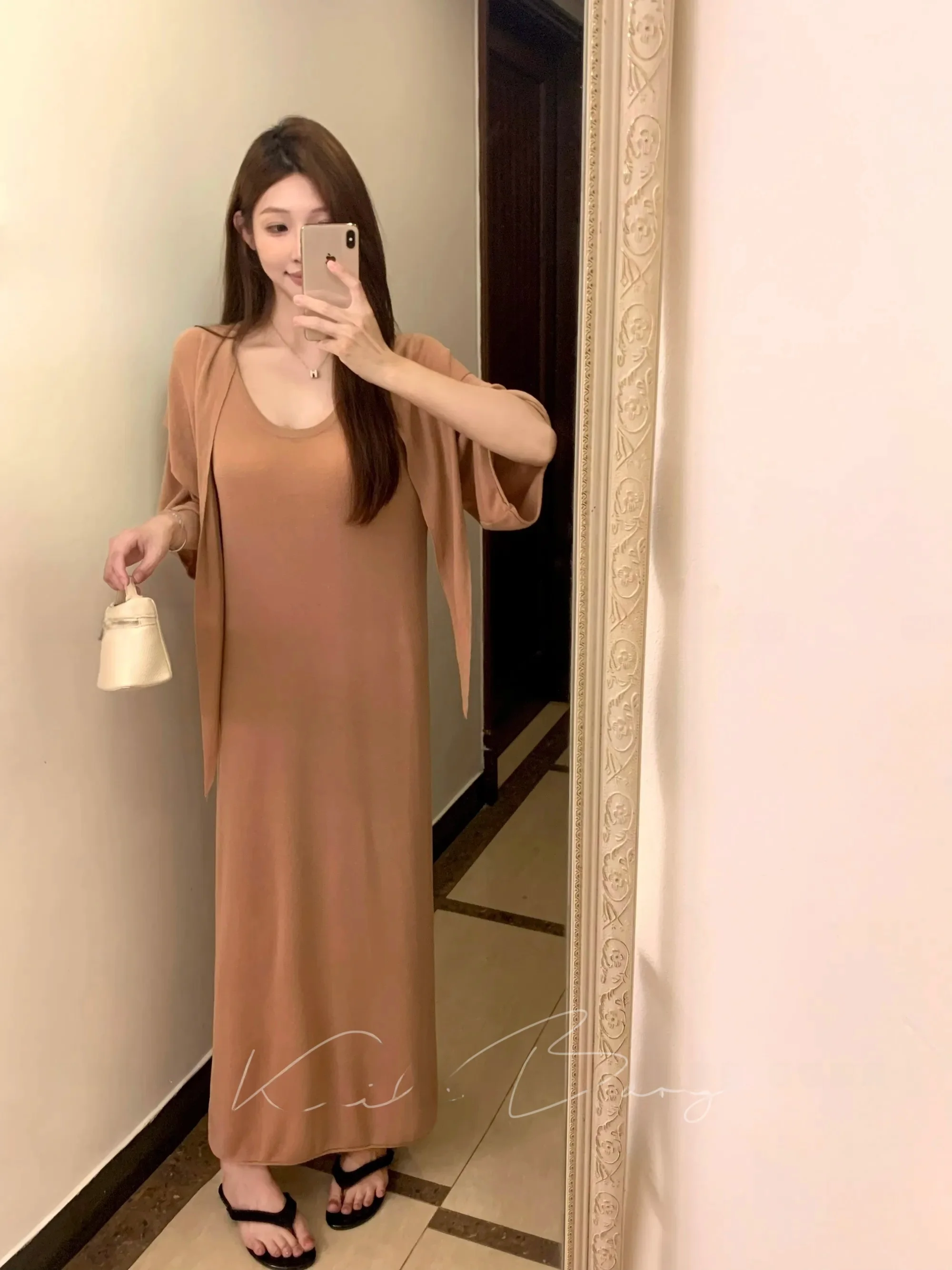 Fashionable Knitted Long Dress with Shawl Slimming Meat Covering Elegant Simple Style Summer Collection Women's Clothing
Fashionable Knitted Long Dress with Shawl Slimming Meat Covering Elegant Simple Style Summer Collection Women's Clothing
