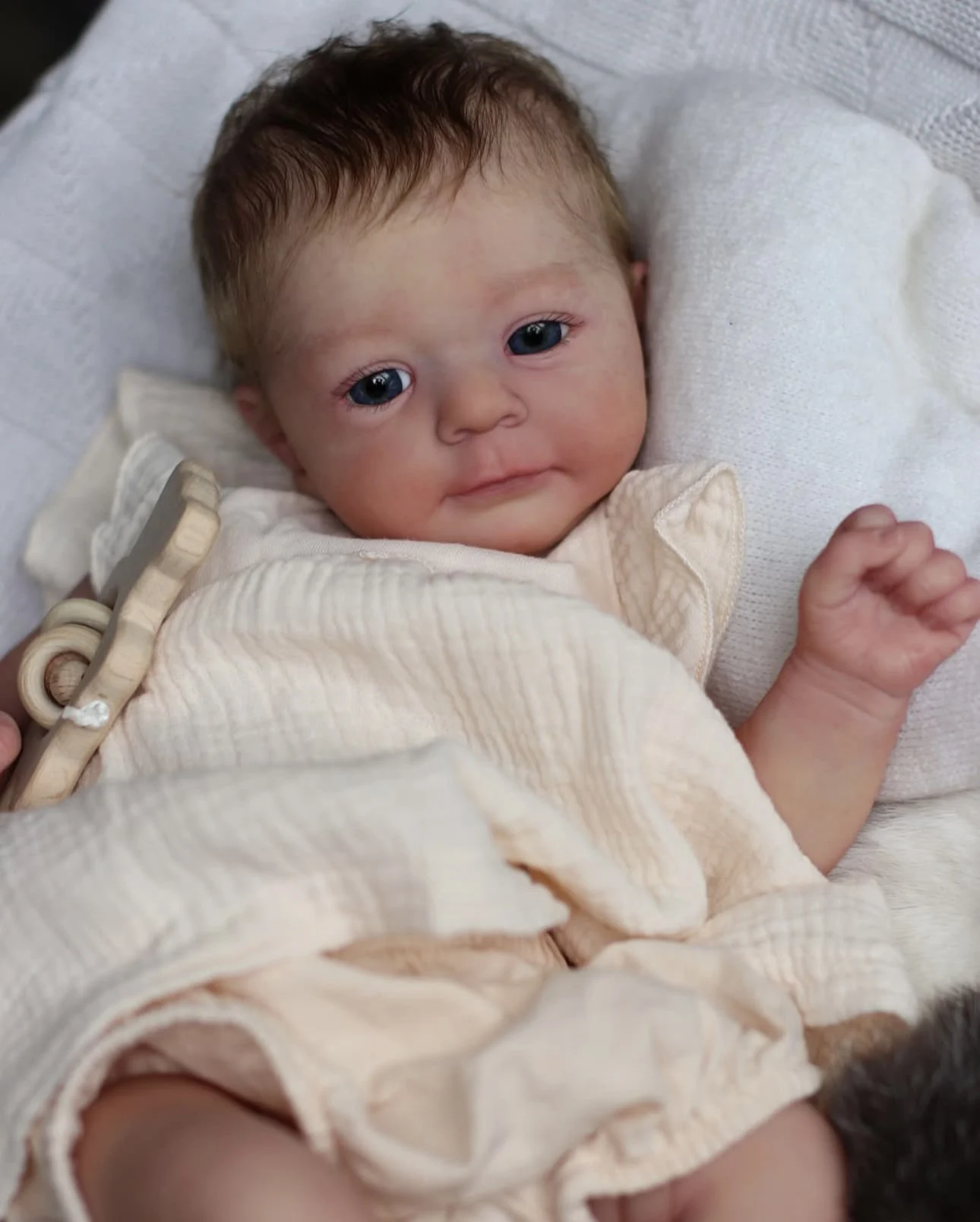 Cokela 19inch/48cm Real baby doll Real Soft Touch Baby Realistic Silicone Reborn Baby Doll With Hand-implanted artificial hair
Cokela 19inch/48cm Real baby doll Real Soft Touch Baby Realistic Silicone Reborn Baby Doll With Hand-implanted artificial hair