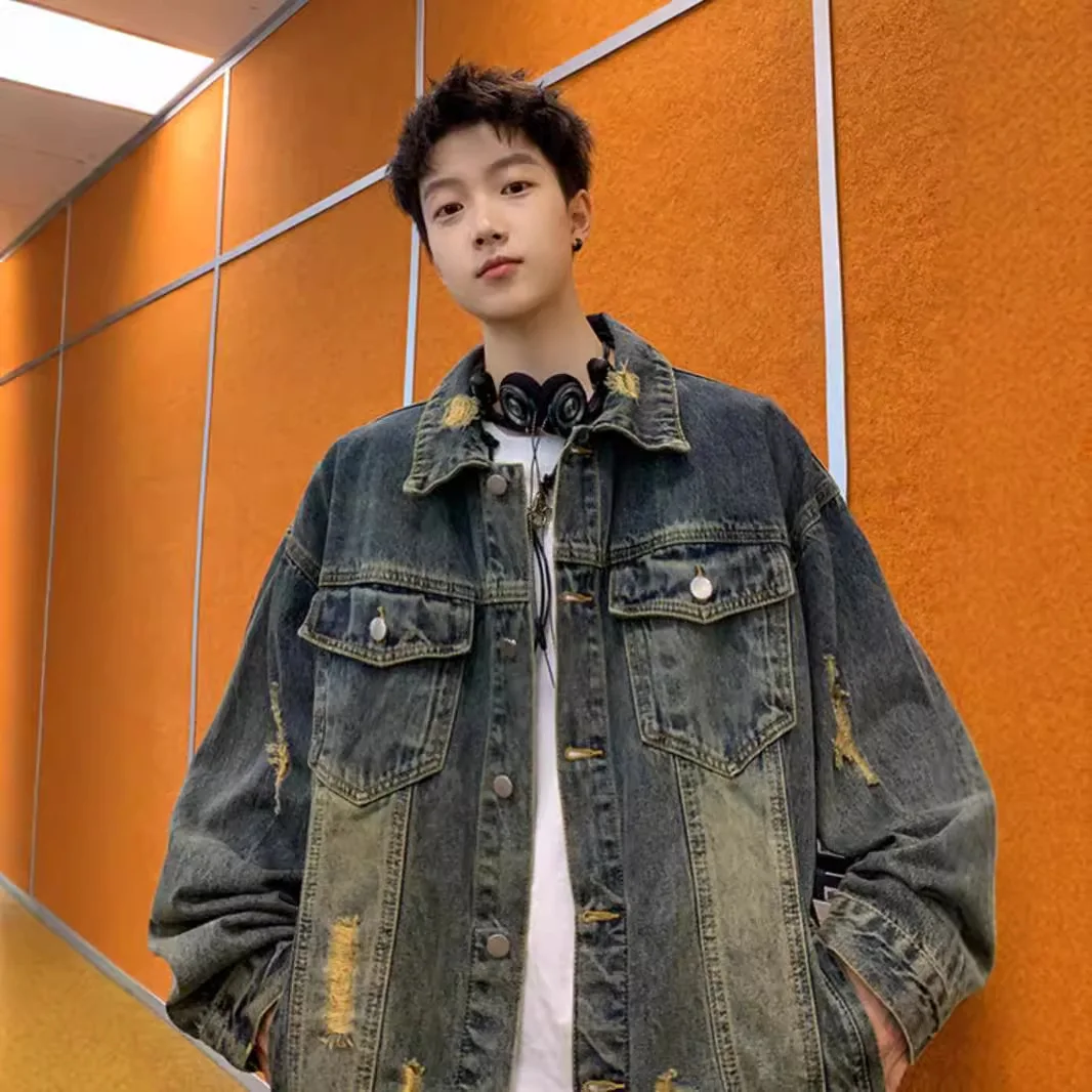 Washed And Made Old Denim Jacket Men's Spring And Autumn New Trend Ripped American Retro Casual Jacket
Washed And Made Old Denim Jacket Men's Spring And Autumn New Trend Ripped American Retro Casual Jacket