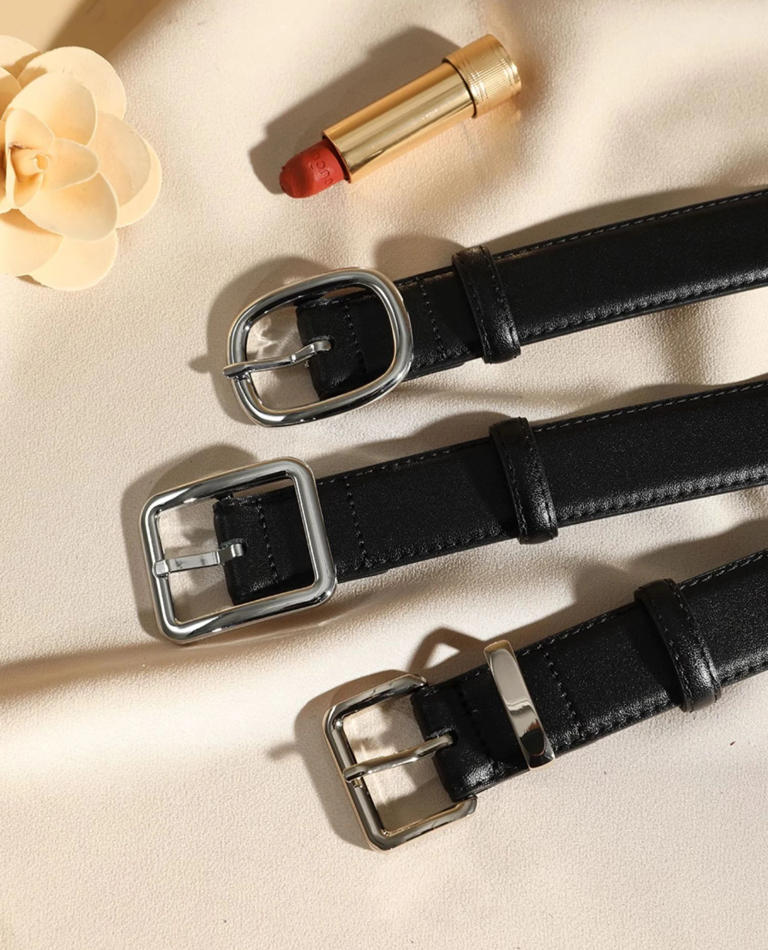 Elegant Sliver Metal Buckle Women Belt Luxury Genuine Leather Belt Ladies Trendy Belts Fashion Waistband for Jeans Dress
Elegant Sliver Metal Buckle Women Belt Luxury Genuine Leather Belt Ladies Trendy Belts Fashion Waistband for Jeans Dress