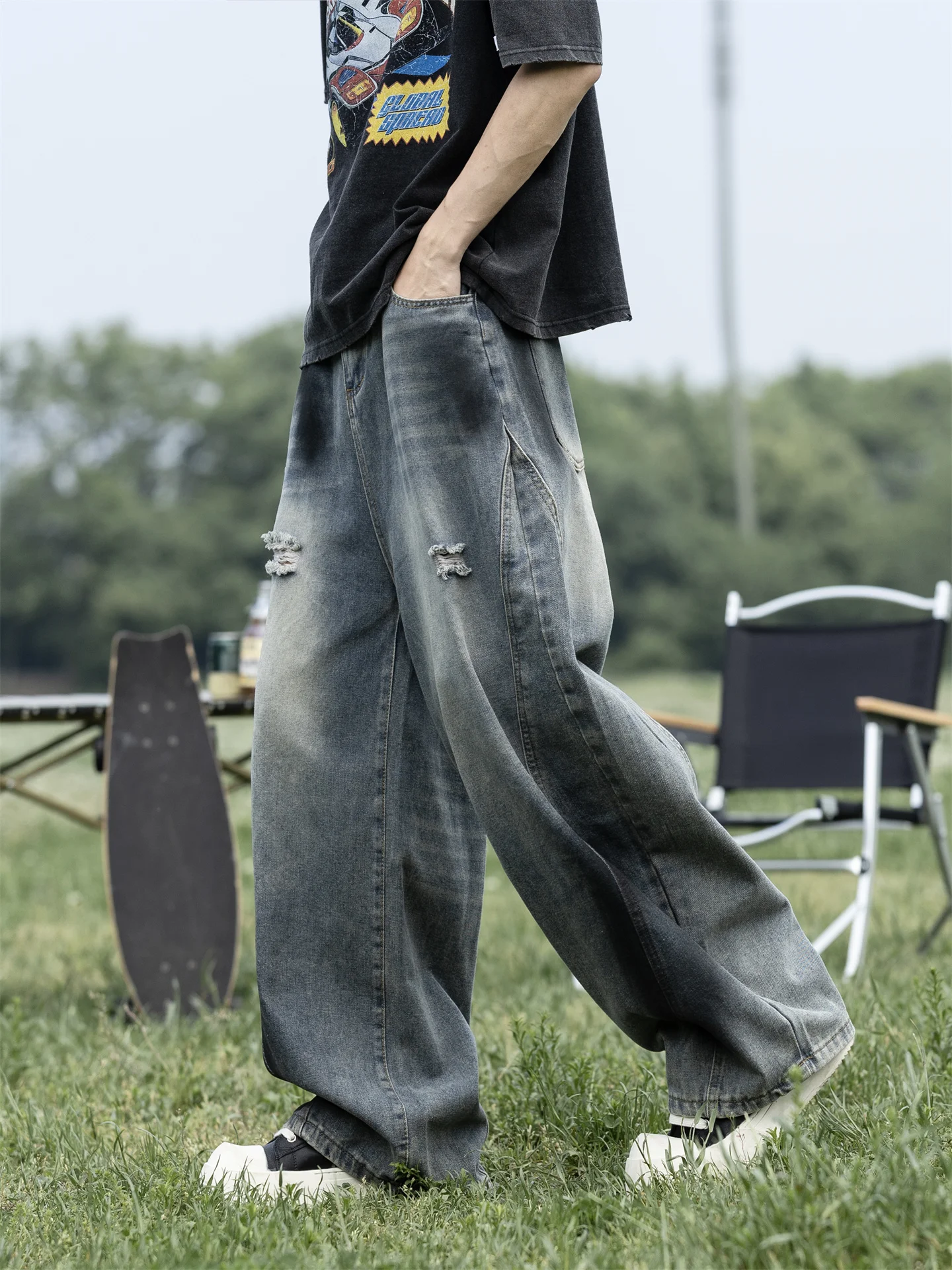 American Sle Wide Leg Knife Denim Jeans Men's Spray Painted Worn Design Deconstructed Wa Loose Haome Flared Long ...
American Sle Wide Leg Knife Denim Jeans Men's Spray Painted Worn Design Deconstructed Wa Loose Haome Flared Long ...