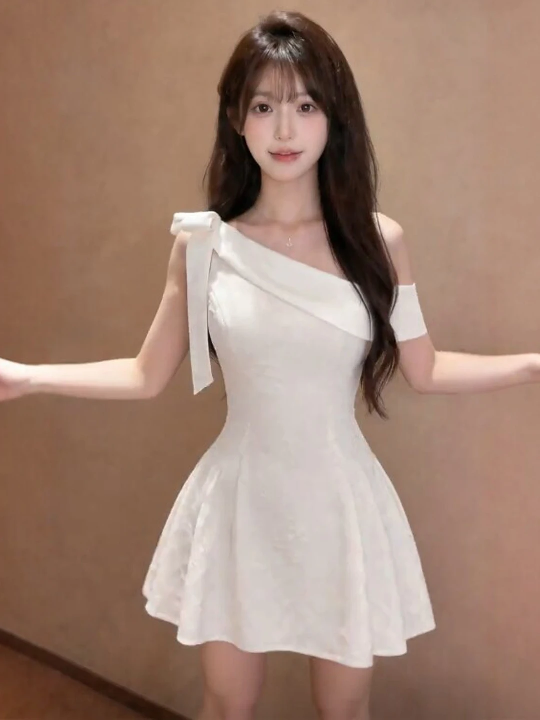 Korean Style Slimming Puffy Short Skirt Beautiful Shoulder Design Summer Cotton Blend Slim Fit Dress for Young Women
Korean Style Slimming Puffy Short Skirt Beautiful Shoulder Design Summer Cotton Blend Slim Fit Dress for Young Women