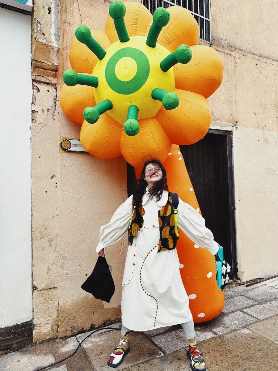 Оригинальный дизайн, бархатная обивка, улучшенная версия, утолщенная подушка-мешок серии IRT с декором из шелковых нитей
Оригинальный дизайн, бархатная обивка, улучшенная версия, утолщенная подушка-мешок серии IRT с декором из шелковых нитей