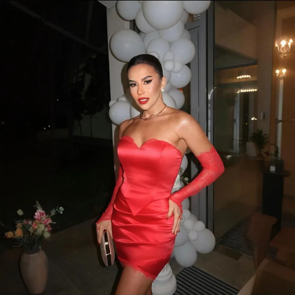 Red Mini Prom Dresses Strapless Satin Luxury Party Dress Mini Cocktail Lace Sleeve Women Vestidos De Fiesta Customized
Red Mini Prom Dresses Strapless Satin Luxury Party Dress Mini Cocktail Lace Sleeve Women Vestidos De Fiesta Customized