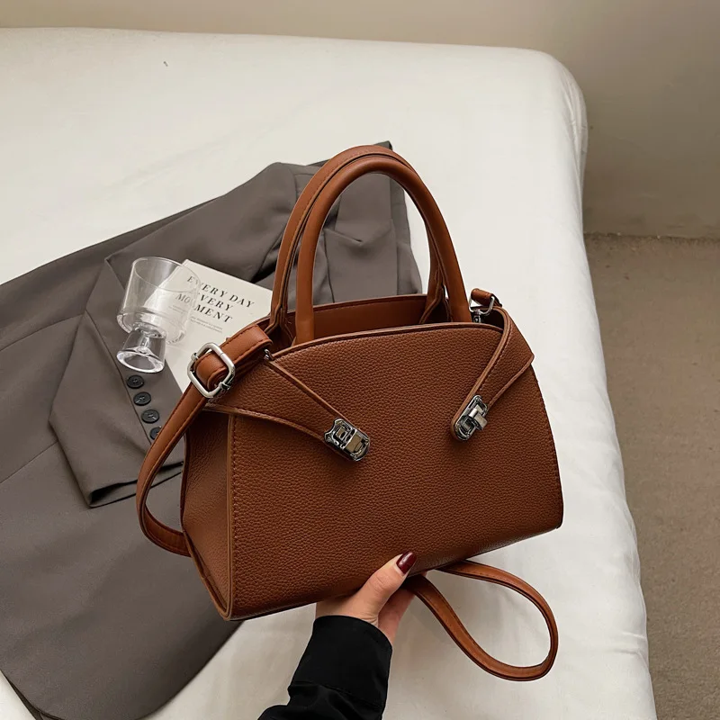 Minimalist Birkin-Style Bag - Oversized Top Handle Tote | Chic Mother's Day Purse | High Capacity Fashion Bag
Minimalist Birkin-Style Bag - Oversized Top Handle Tote | Chic Mother's Day Purse | High Capacity Fashion Bag
