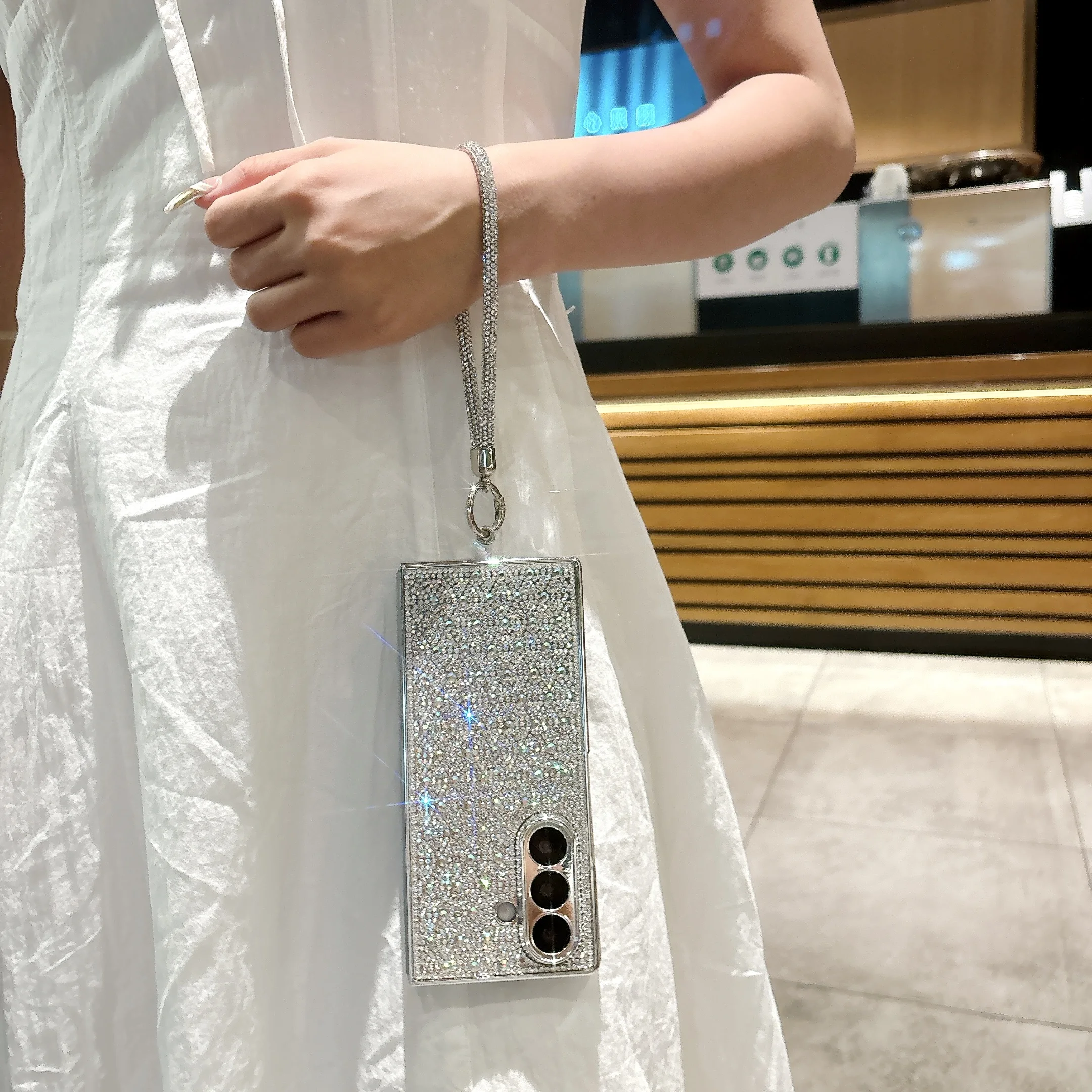 Bling Plaid Diamond Phone Case For Samsung Galaxy Z Fold 7 Fold6 Fold5 Fold 4 3 Luxury Glitter Rhinestone High-end Plating Cover
Bling Plaid Diamond Phone Case For Samsung Galaxy Z Fold 7 Fold6 Fold5 Fold 4 3 Luxury Glitter Rhinestone High-end Plating Cover