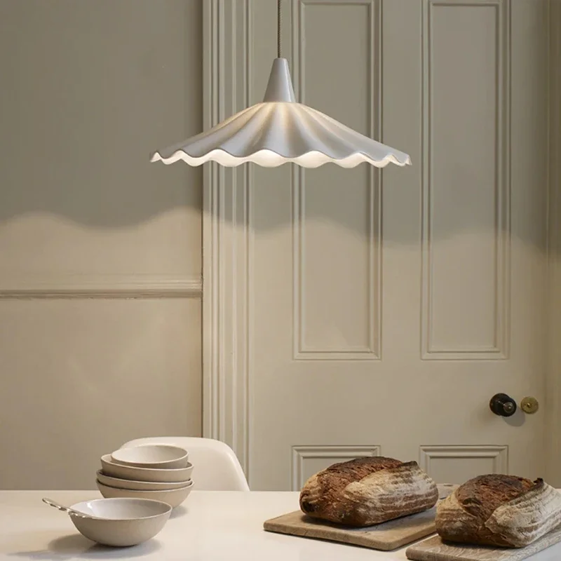 Modern 30cm White Ceramic LED Pendant Lights Fixtures Nordic Japan Style Bedroom Dinning Living Room Modern Hanging Lamp Pe
Modern 30cm White Ceramic LED Pendant Lights Fixtures Nordic Japan Style Bedroom Dinning Living Room Modern Hanging Lamp Pe