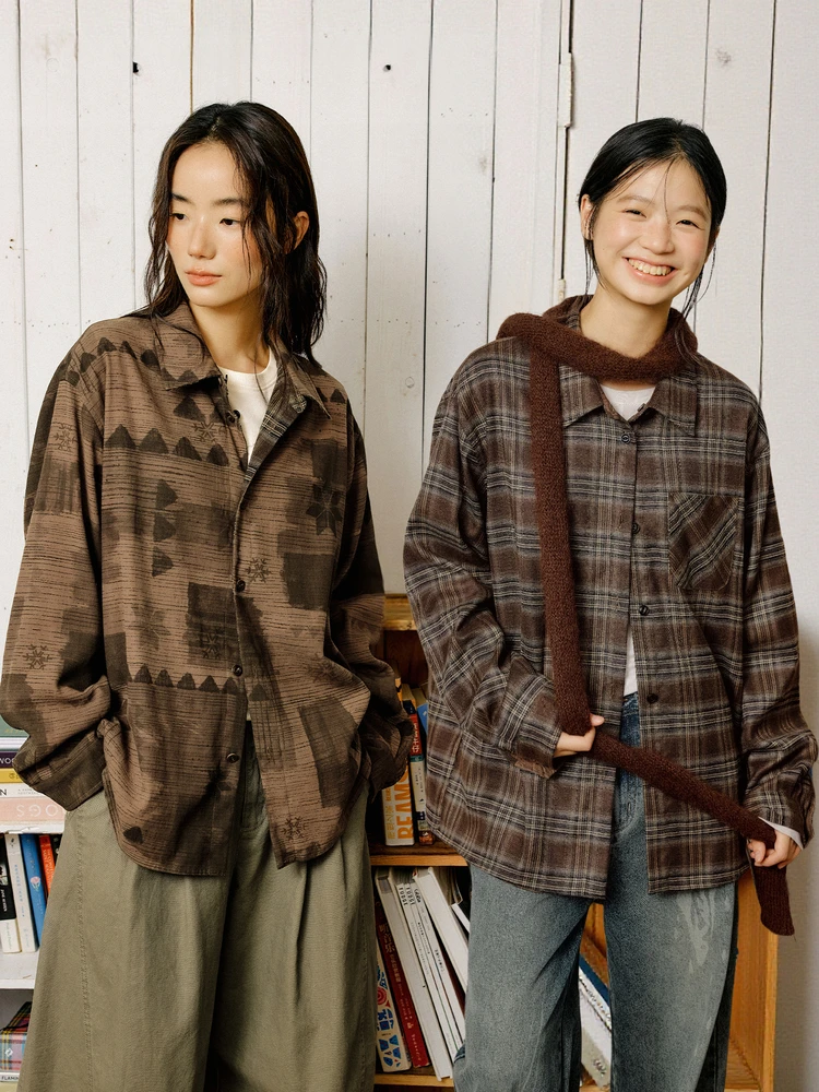 Octopusme ретро-дизайн, двусторонняя одежда, клетчатая длинная свековая свободная куртка, повседневная теплая одежда из полиэфирного волокна для женщин
Octopusme ретро-дизайн, двусторонняя одежда, клетчатая длинная свековая свободная куртка, повседневная теплая одежда из полиэфирного волокна для женщин