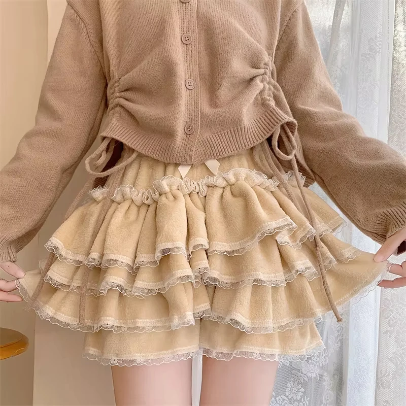 Lolita Style Woman Autumn Velvet Bloomers Cute Japan Sexy Lace Date Princess Pink Layer Puff Shorts Ruffles Lantern Small Pants
Lolita Style Woman Autumn Velvet Bloomers Cute Japan Sexy Lace Date Princess Pink Layer Puff Shorts Ruffles Lantern Small Pants