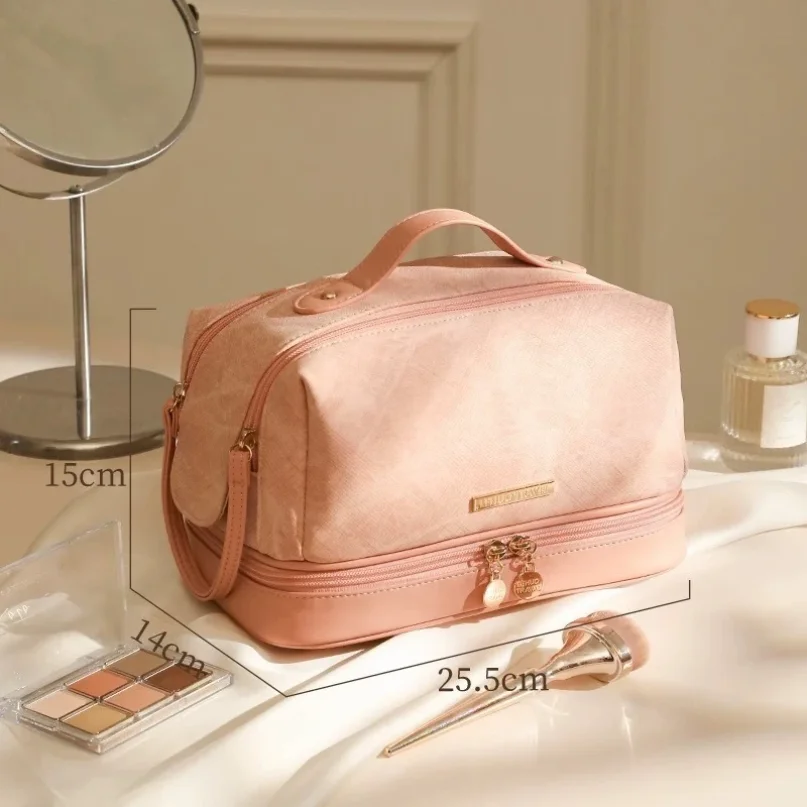 High-Quality Travel Cosmetic Bag Portable Waterproof Toiletry Bag Fashion Makeup Storage Handbag for Women Daily Use and Travel
High-Quality Travel Cosmetic Bag Portable Waterproof Toiletry Bag Fashion Makeup Storage Handbag for Women Daily Use and Travel