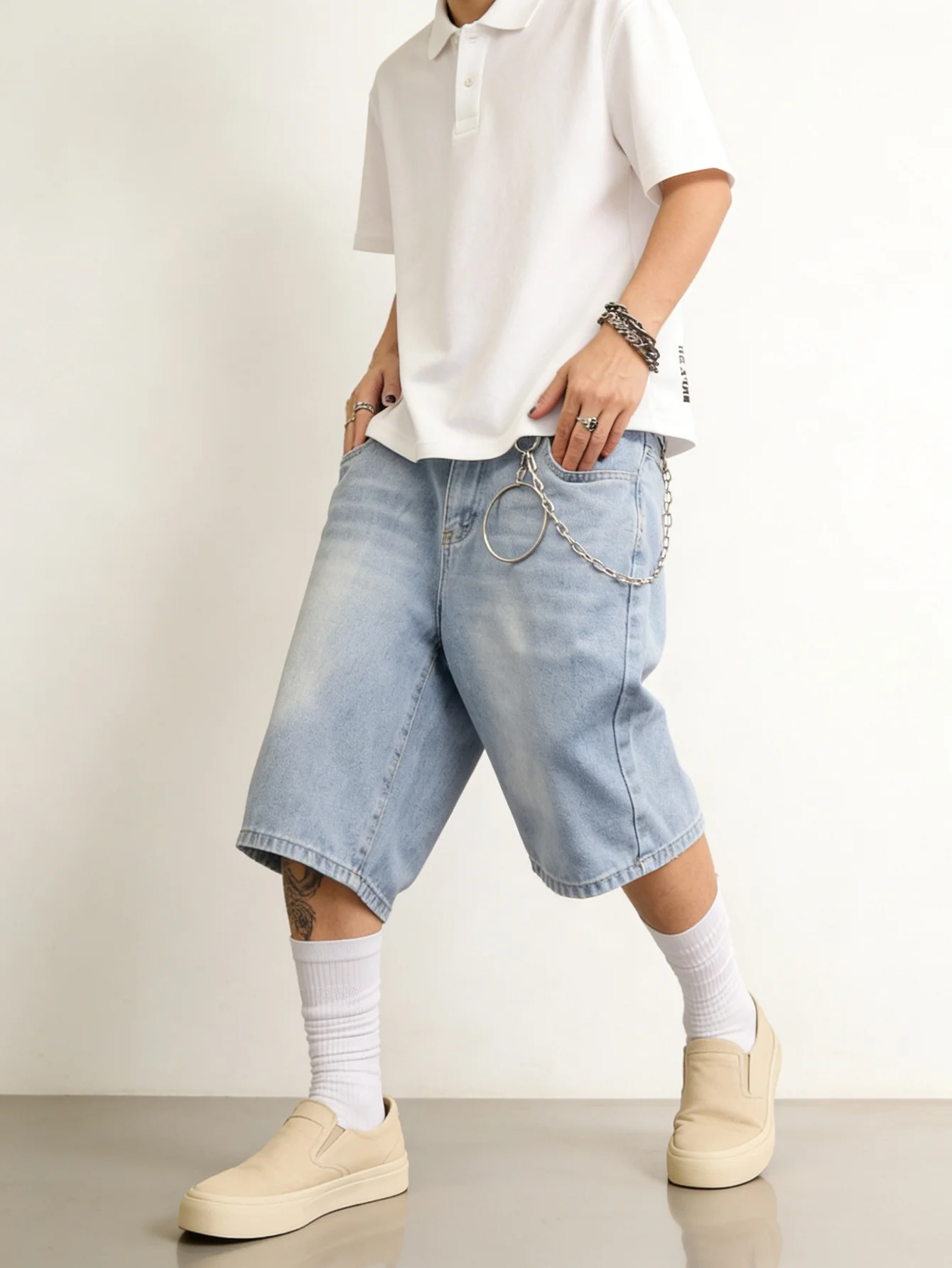 Loose Fit Blue Non Stretch Denim Shorts Men Casual Jorts Solid Color Simple Summer Everyday Outfits
Loose Fit Blue Non Stretch Denim Shorts Men Casual Jorts Solid Color Simple Summer Everyday Outfits
