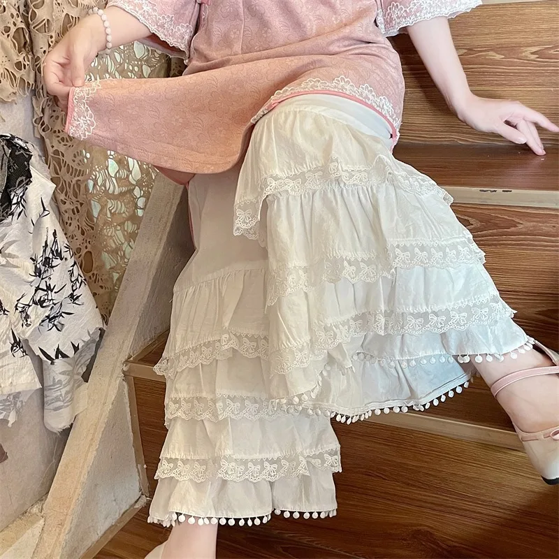 Women's High Waist Wide Leg Pants Cotton Lace Trim Splice Straight Leg Trousers Underwear Hanfu Inner Wear Qipao Boting Br...
Women's High Waist Wide Leg Pants Cotton Lace Trim Splice Straight Leg Trousers Underwear Hanfu Inner Wear Qipao Boting Br...