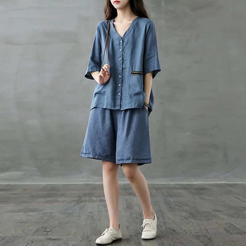 Cotton Linen Casual Sets Women Fashion Short Sleeve Top Loose Straight Wide Leg Shorts 2 Piece Suit 2024 Summer Imitation Linen
Cotton Linen Casual Sets Women Fashion Short Sleeve Top Loose Straight Wide Leg Shorts 2 Piece Suit 2024 Summer Imitation Linen