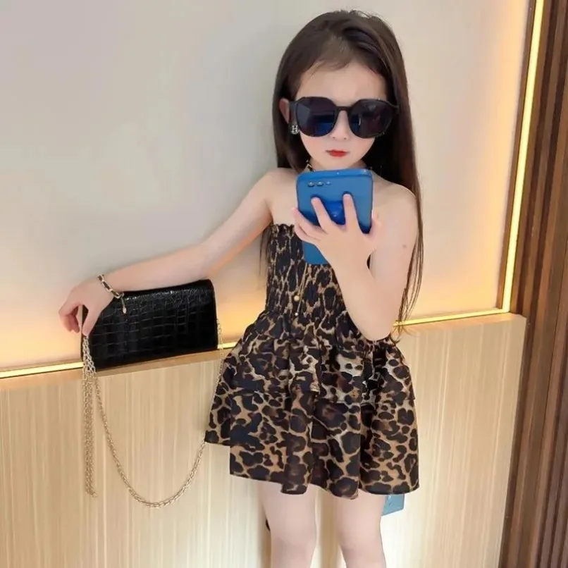 Girls Dress Toddler Tank Top For Teenage Kids Vestidos Children Clothes Fashion Summer Pleated Leopard Print Shoulderless 4-14Y
Girls Dress Toddler Tank Top For Teenage Kids Vestidos Children Clothes Fashion Summer Pleated Leopard Print Shoulderless 4-14Y