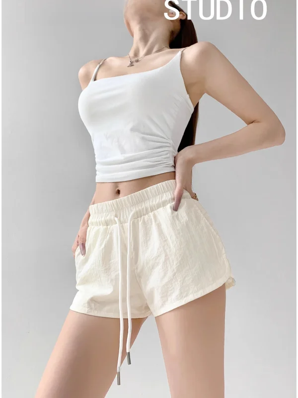 High Waist A-Line Sporty Shorts Women's Casual Loose Fit Sexy Spicy Girl Outlet Brand Street Style Summer Pants
High Waist A-Line Sporty Shorts Women's Casual Loose Fit Sexy Spicy Girl Outlet Brand Street Style Summer Pants