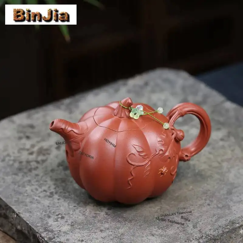 500ml Classic Yixing Purple Clay Teapots Handmade Pumpkin Pot Raw Ore Zhu Mud Kettle With Strainer Zisha Tea Set Gift Craft
500ml Classic Yixing Purple Clay Teapots Handmade Pumpkin Pot Raw Ore Zhu Mud Kettle With Strainer Zisha Tea Set Gift Craft
