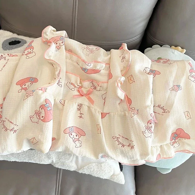 Пижамный комплект с шортами и короткими рукавами My Melody, милая Домашняя одежда Sanrio для девочек с бантом в виде сердечек и оборками, милый подарок на день рождения
Пижамный комплект с шортами и короткими рукавами My Melody, милая Домашняя одежда Sanrio для девочек с бантом в виде сердечек и оборками, милый подарок на день рождения