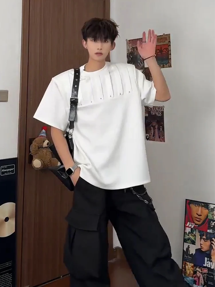 White Decomposed Heavy Shoulder Pad Short Sleeve Men's Summer High Street T-Shirt American Style Rivet Half Sleeve Trendy Design
White Decomposed Heavy Shoulder Pad Short Sleeve Men's Summer High Street T-Shirt American Style Rivet Half Sleeve Trendy Design