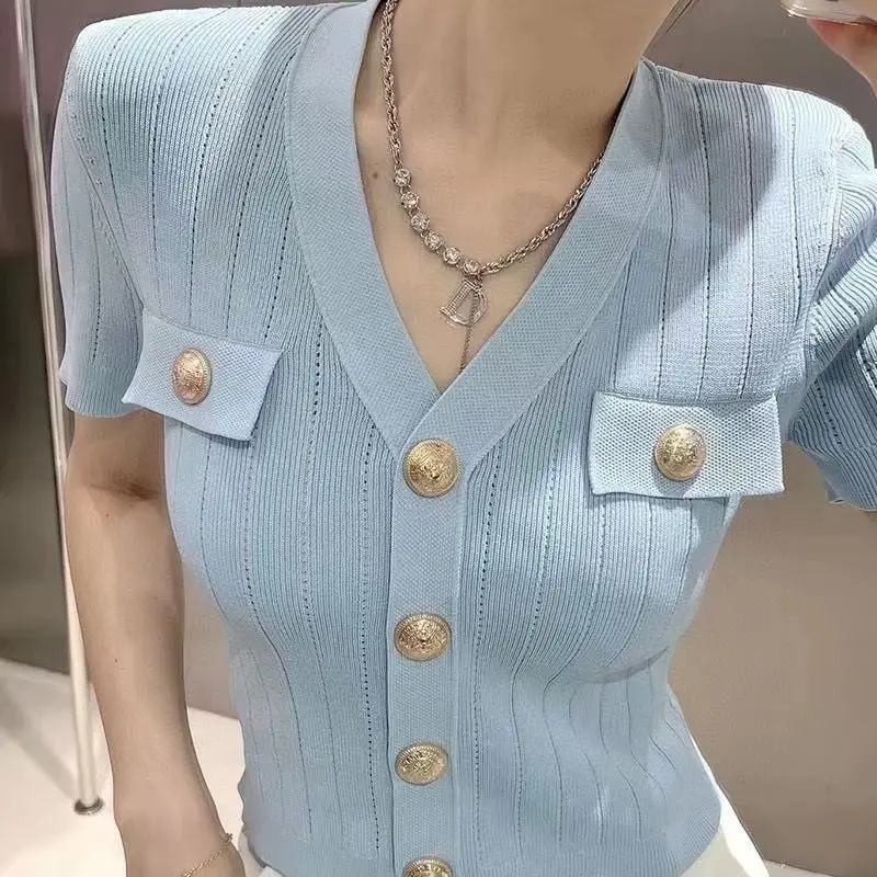 Summer New Chic Button Short Sleeve V-neck Tops Women Slim Elastic Solid Thin Knitted Cardigan Office Lady High Quality T-Shirt
Summer New Chic Button Short Sleeve V-neck Tops Women Slim Elastic Solid Thin Knitted Cardigan Office Lady High Quality T-Shirt