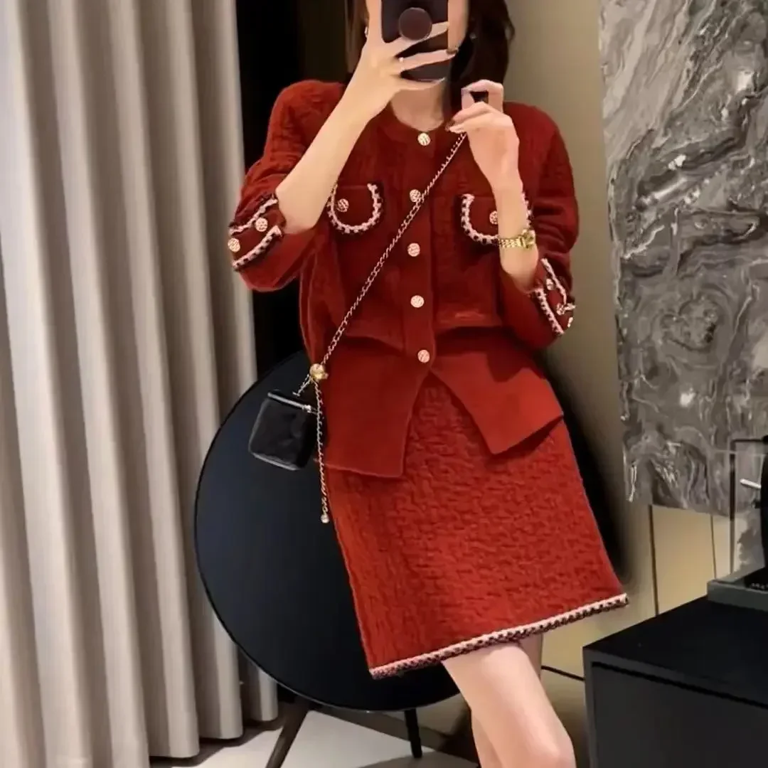 2023 Autumn Winter Knitted Two Piece Sets Womens Office Lady Long Sleeve Knitted Cardigan Sweater High Waist Skirt Suit Women's
2023 Autumn Winter Knitted Two Piece Sets Womens Office Lady Long Sleeve Knitted Cardigan Sweater High Waist Skirt Suit Women's