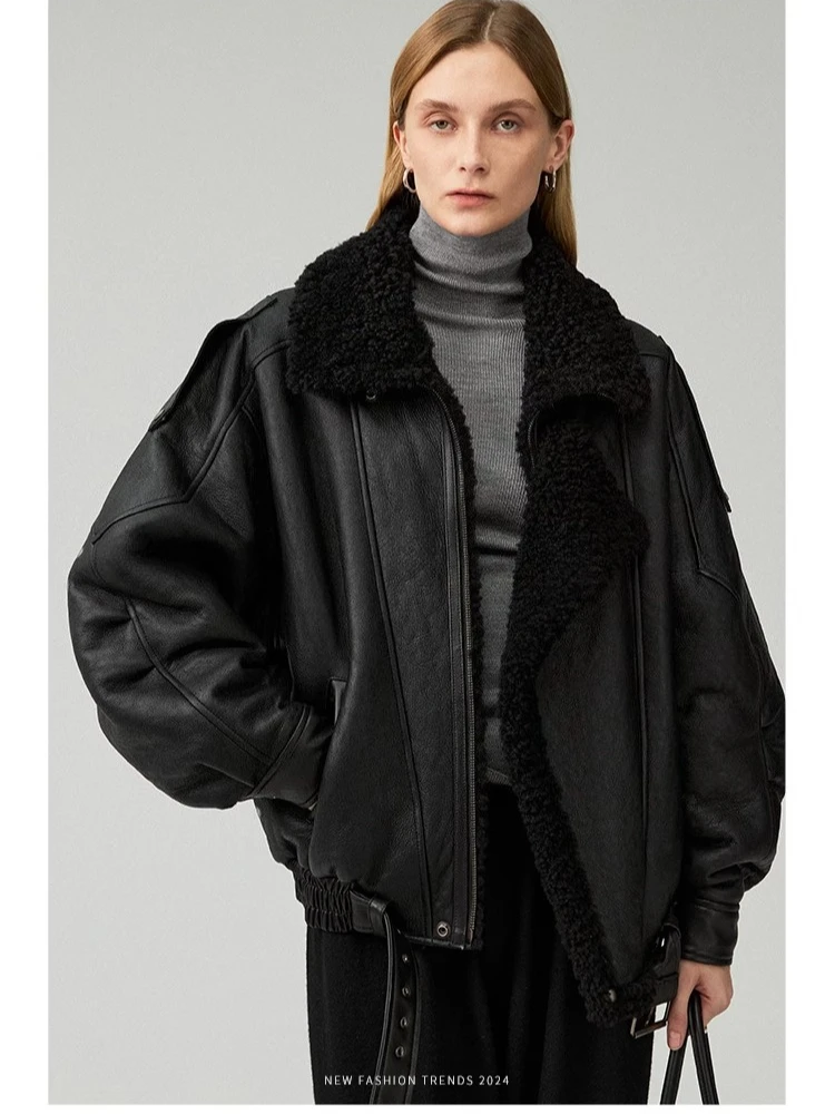 High-end Luxury Genuine Leather Real Fur Coats for Women Simple Vintage Fluffy Warm Natural Lamb Fur Winter Motorcycle Jacket
High-end Luxury Genuine Leather Real Fur Coats for Women Simple Vintage Fluffy Warm Natural Lamb Fur Winter Motorcycle Jacket