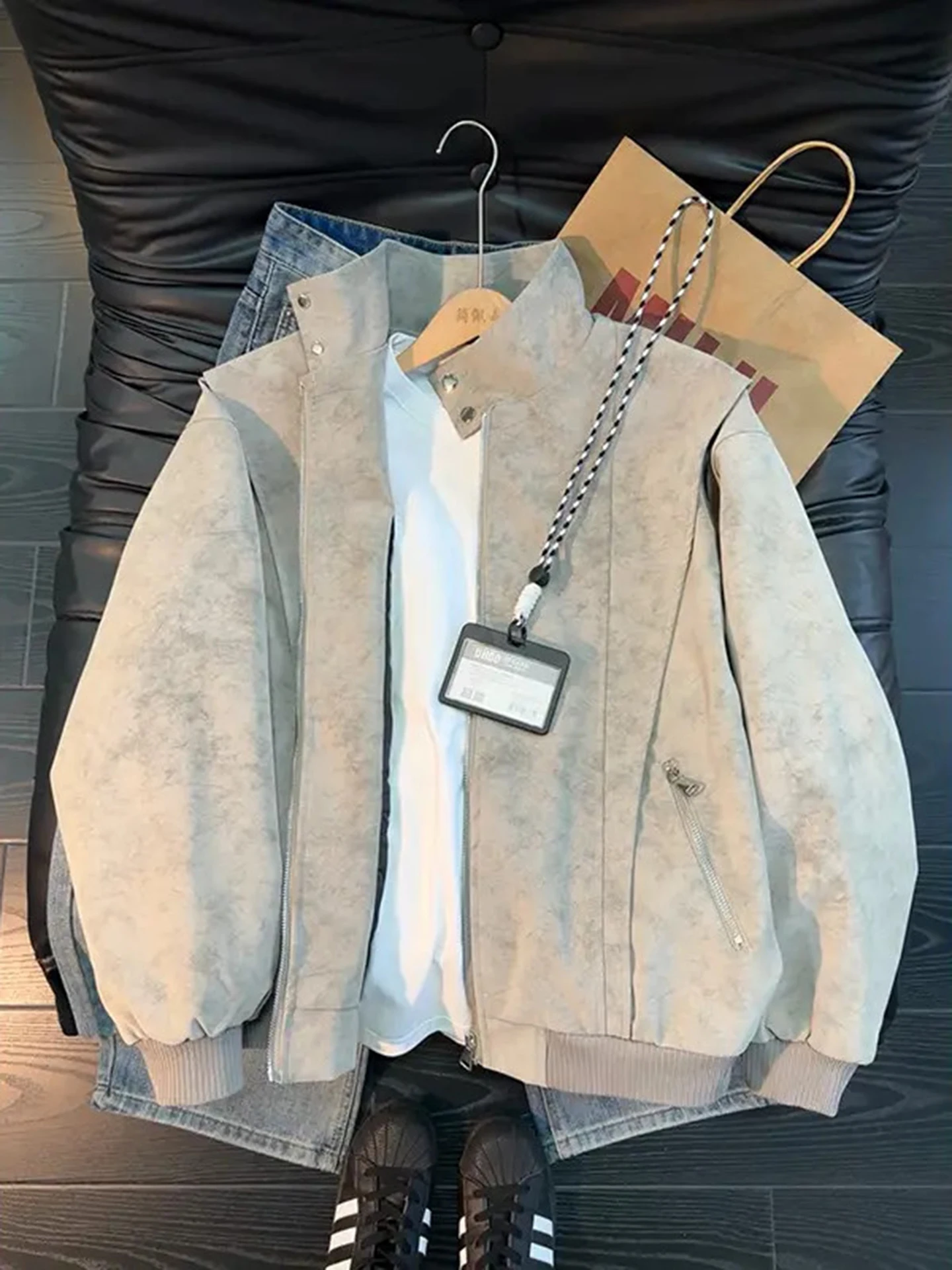 Мужская весенняя куртка из американской окрашенной деконструированной кожи премиум-класса, стильная мотоциклетная куртка, рабочая одежда, бейсбольная форма
Мужская весенняя куртка из американской окрашенной деконструированной кожи премиум-класса, стильная мотоциклетная куртка, рабочая одежда, бейсбольная форма