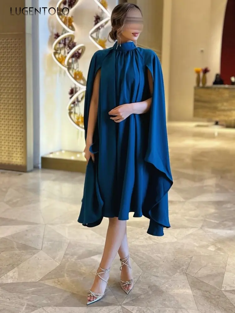 Women Elegant Shawl Dress Party Sexy Big Swing Blue Backless Drill Chain Lady Loose Temperament Prom Banquet Cloak Sleeves
Women Elegant Shawl Dress Party Sexy Big Swing Blue Backless Drill Chain Lady Loose Temperament Prom Banquet Cloak Sleeves