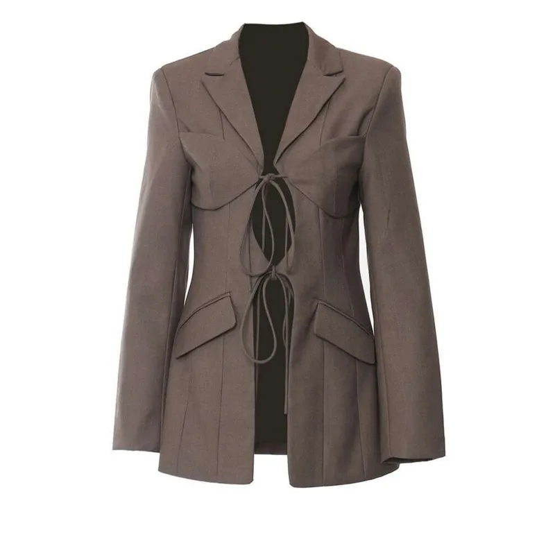 VIBE Women Brown Bandage Hollow Out Elegant Blazer New Lapel Long Sleeve Jacket Fashion Tide Spring Autumn 2025
VIBE Women Brown Bandage Hollow Out Elegant Blazer New Lapel Long Sleeve Jacket Fashion Tide Spring Autumn 2025