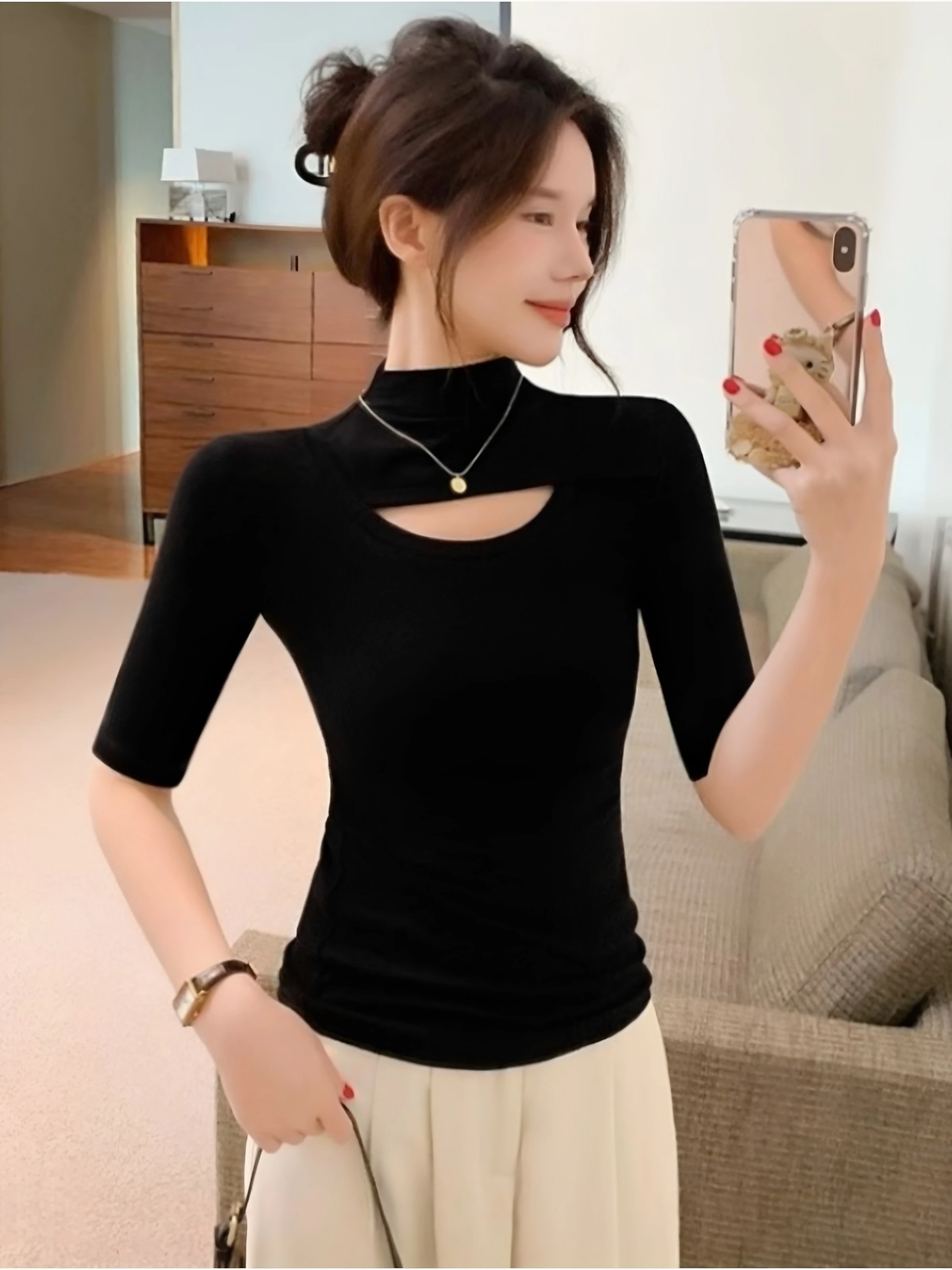 Women's Mid-Sleeve T-Shirt Base Shirt Hollow out Halter Neck Top plus Size Summer Simple Style Pure Color V-Neck Inner Wear
Women's Mid-Sleeve T-Shirt Base Shirt Hollow out Halter Neck Top plus Size Summer Simple Style Pure Color V-Neck Inner Wear