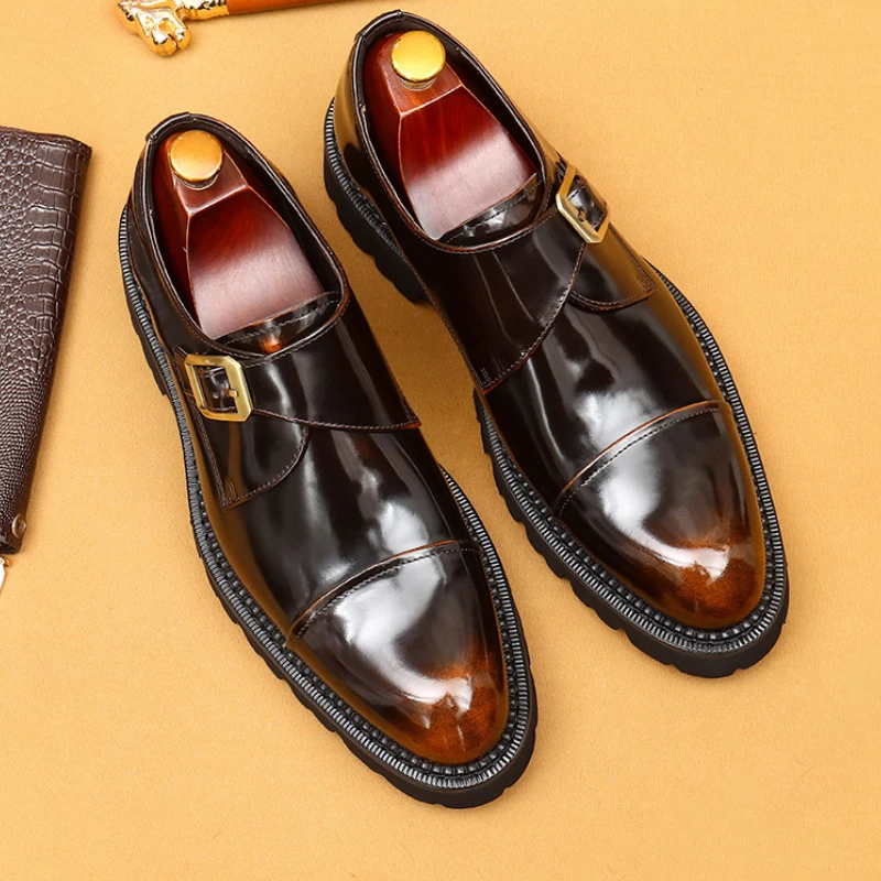 Luxury Patent Leather Mens Formal Shoes Handmade Italian Quality Fashion Buckle Genuine Leather 2024 Wedding Social Shoes Man
Luxury Patent Leather Mens Formal Shoes Handmade Italian Quality Fashion Buckle Genuine Leather 2024 Wedding Social Shoes Man