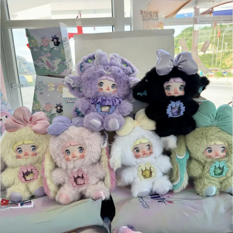 В наличии оригинальная плюшевая кукла Kawaii Anime слепая коробка-милая загадочная фигурка, коллекционные игрушки, подарок для девочек и женщин, отаку, домашний декор
В наличии оригинальная плюшевая кукла Kawaii Anime слепая коробка-милая загадочная фигурка, коллекционные игрушки, подарок для девочек и женщин, отаку, домашний декор