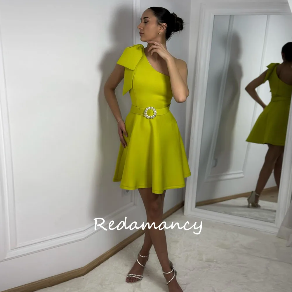Redamancy Customized Green Crepe Evening Dresses One Shoulder Above Knee Prom Dress Elegant 2025 Short Dubai A-Line Party Dress
Redamancy Customized Green Crepe Evening Dresses One Shoulder Above Knee Prom Dress Elegant 2025 Short Dubai A-Line Party Dress