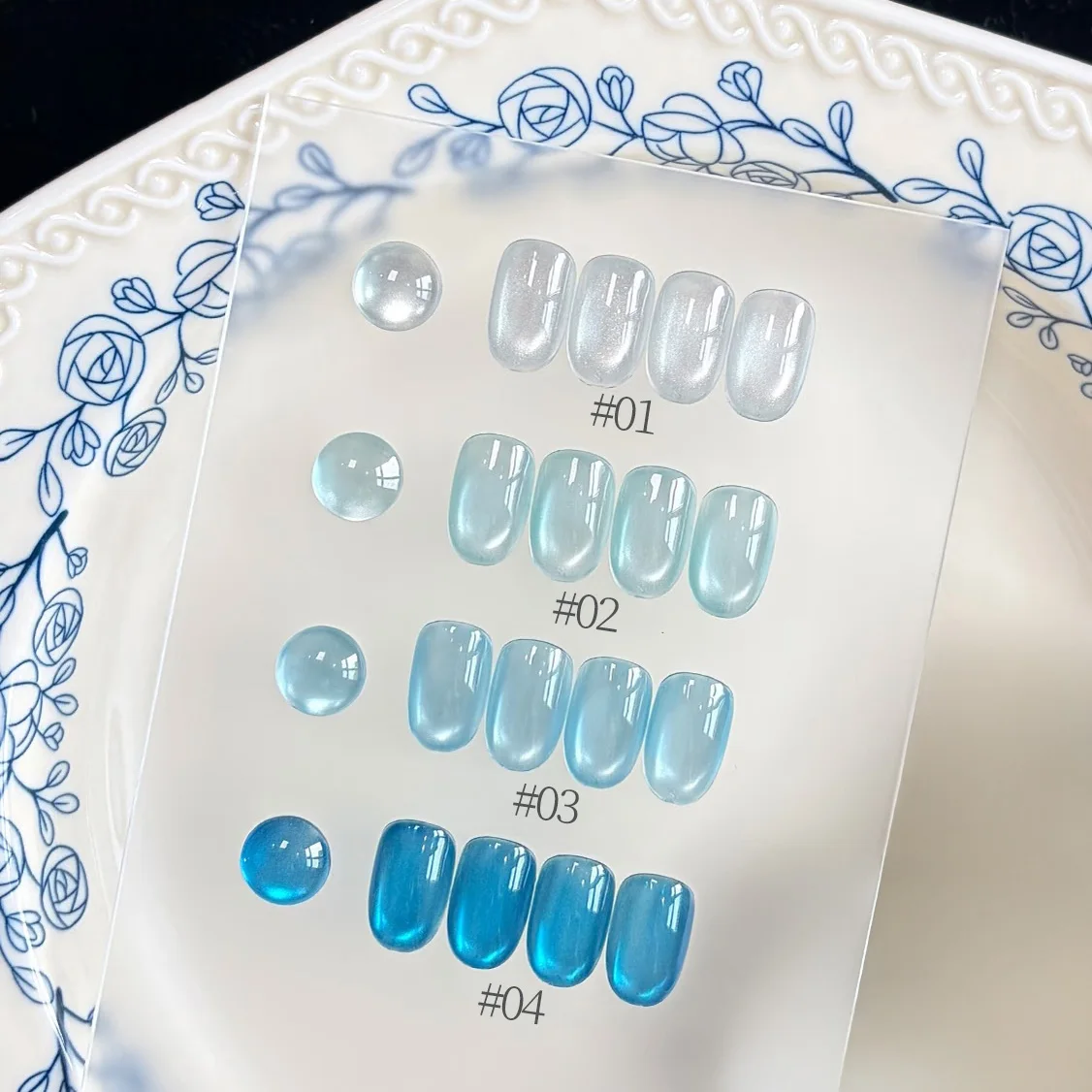 SHAKA 1-4pcs Ice Transparent Blue And White Porcelain Series Cat's Eye Gel Nail Polish Whitening Flash Blue Glass Bead Nail Art
SHAKA 1-4pcs Ice Transparent Blue And White Porcelain Series Cat's Eye Gel Nail Polish Whitening Flash Blue Glass Bead Nail Art