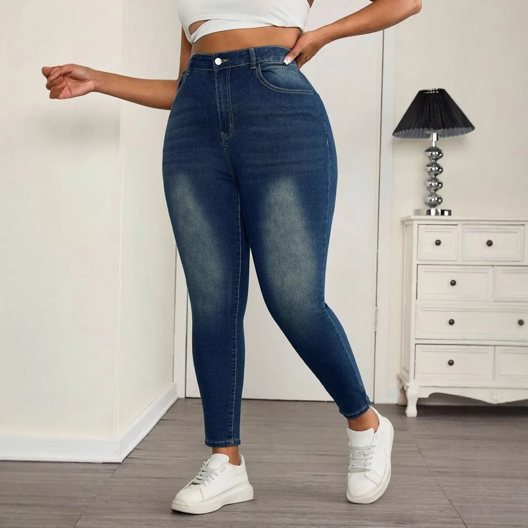 Women's Plus Size Skinny Jeans European Style High Stretch Slim Fit Denim Pants Classic Casual Streetwear Fashion Trousers
Women's Plus Size Skinny Jeans European Style High Stretch Slim Fit Denim Pants Classic Casual Streetwear Fashion Trousers