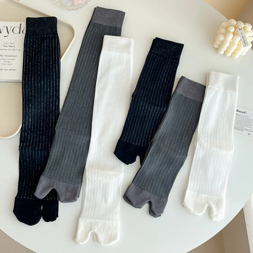 High Quality Comfortable Split Toe Socks Split Toe Ultra-Thin Golden Silk Stripe Socks Cotton Tabi Sox Summer
High Quality Comfortable Split Toe Socks Split Toe Ultra-Thin Golden Silk Stripe Socks Cotton Tabi Sox Summer