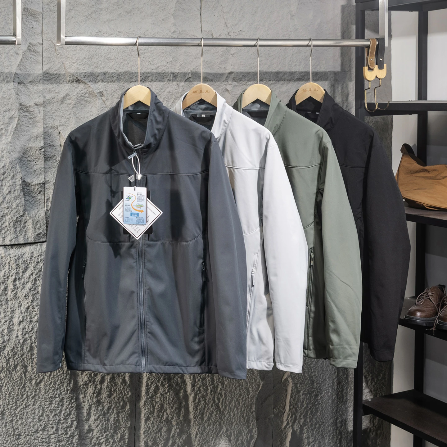 Men's Fleece Lined Casual Jacket Stand Collar Warmth Soft Coat New Arrival Autumn Winter Fashion Outerwear
Men's Fleece Lined Casual Jacket Stand Collar Warmth Soft Coat New Arrival Autumn Winter Fashion Outerwear