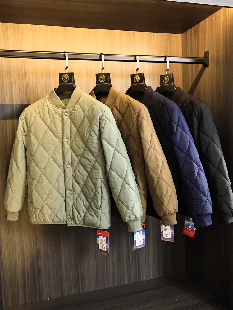 Men's Winter Cotton Jacket Baseball Collar Color Simple Style Warm Thickened Fashion Urban Loose Fit Regular Length
Men's Winter Cotton Jacket Baseball Collar Color Simple Style Warm Thickened Fashion Urban Loose Fit Regular Length