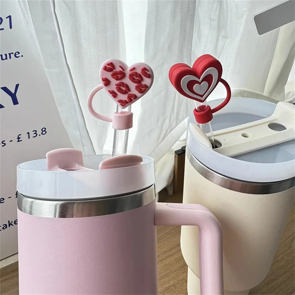 Kawaii Hearts Straw Cover Caps For Stanley Cups Cute Bear 10mm Straw Toppers For Tumbler Silicone Dust-Proof Straw Tip Cover
Kawaii Hearts Straw Cover Caps For Stanley Cups Cute Bear 10mm Straw Toppers For Tumbler Silicone Dust-Proof Straw Tip Cover