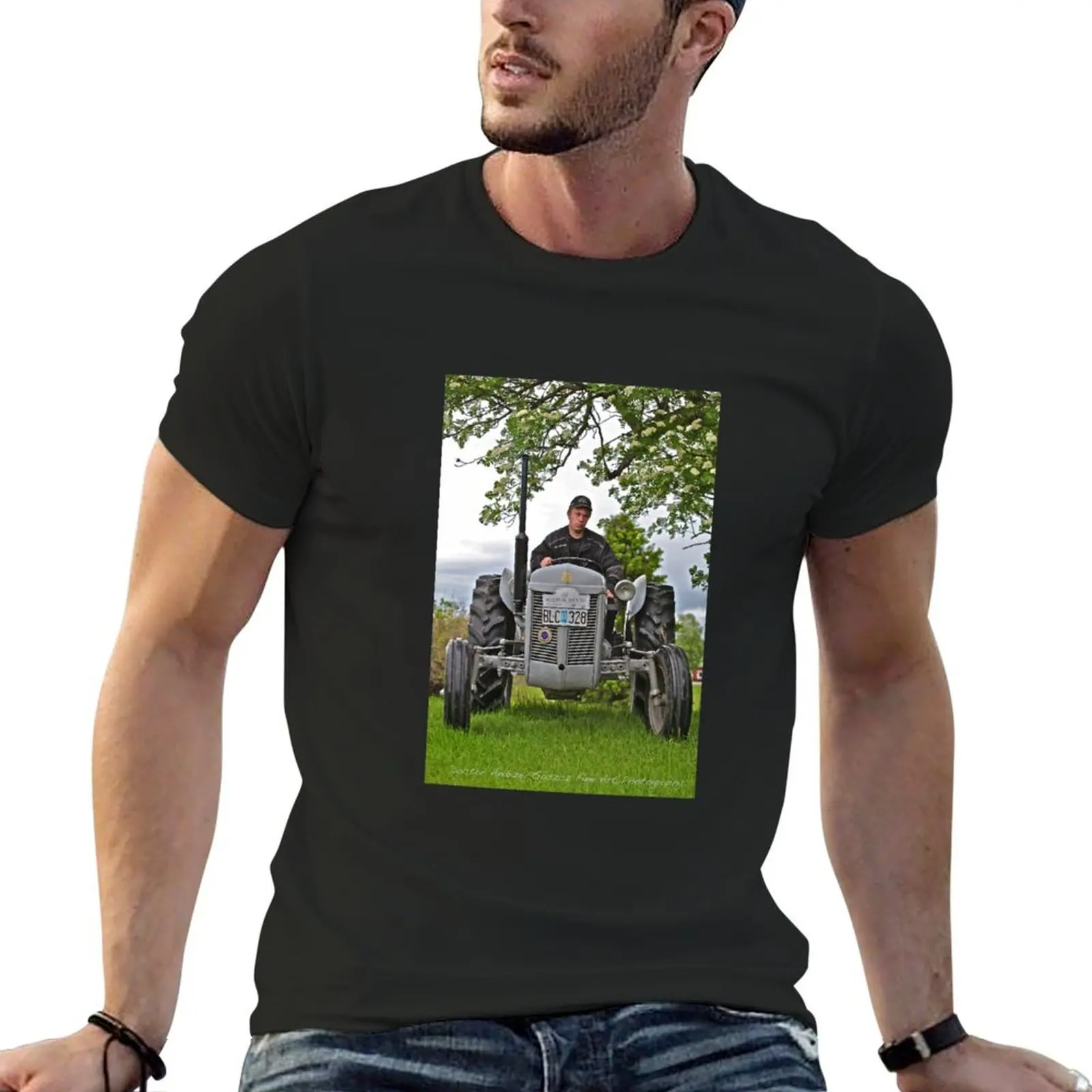 Tractor massey ferguson 1955. For you Leif Emil Bckman. T-Shirt customs design your own cute clothes funny gifts mens t shirt
Tractor massey ferguson 1955. For you Leif Emil Bckman. T-Shirt customs design your own cute clothes funny gifts mens t shirt