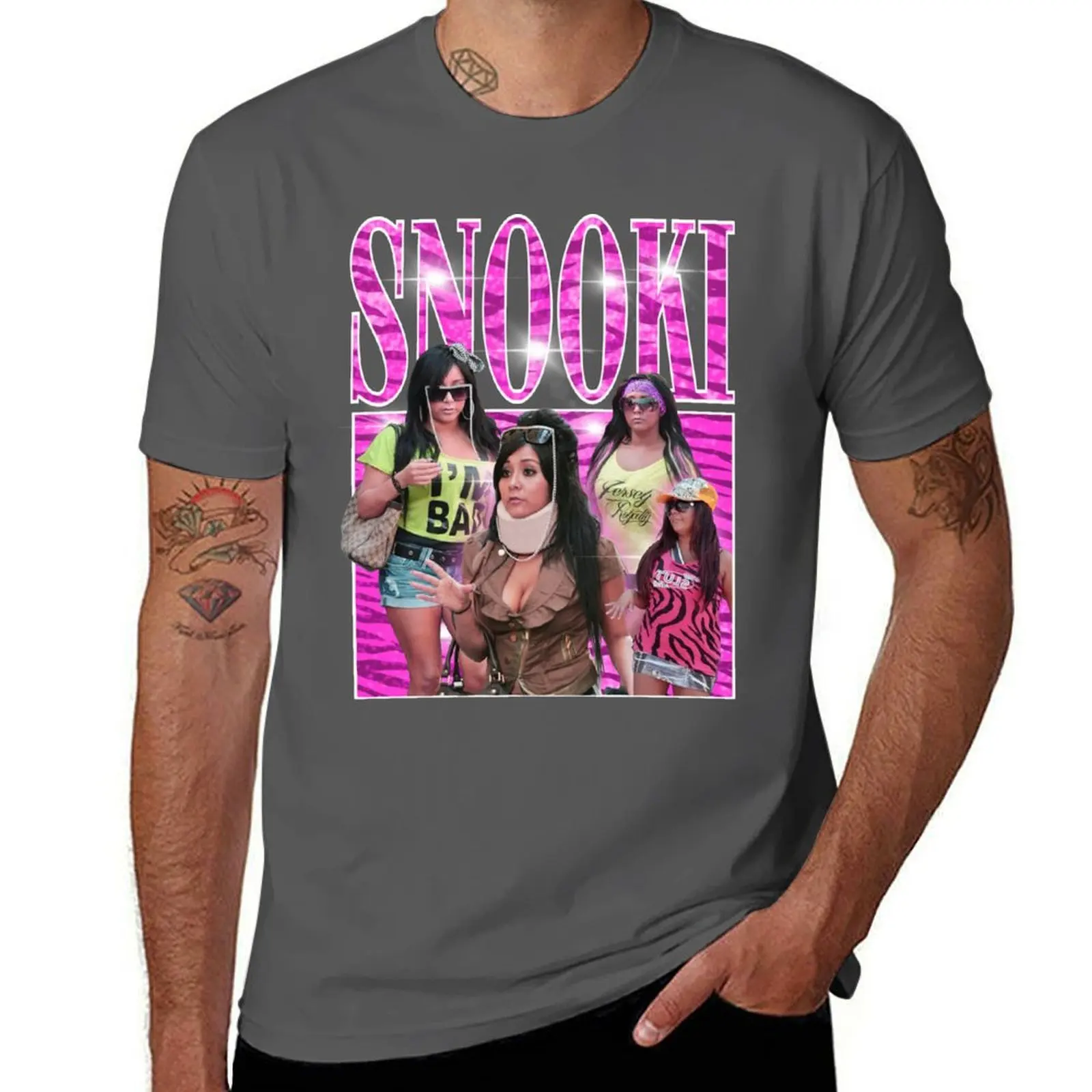 90s Snooki T-Shirt Casual Trendy Streetwear Tee Shirt
90s Snooki T-Shirt Casual Trendy Streetwear Tee Shirt